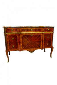 credenza con cassetti